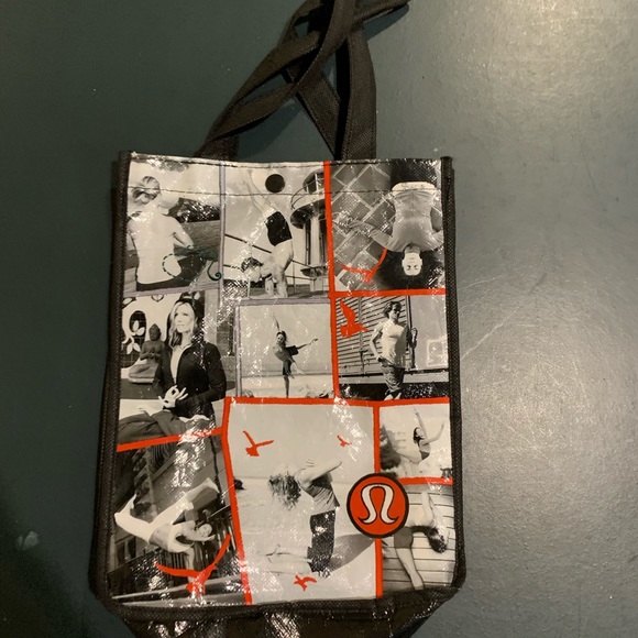 lululemon athletica Handbags - Bag